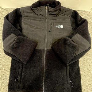 EUC Women’s North Face Denali Full Zip